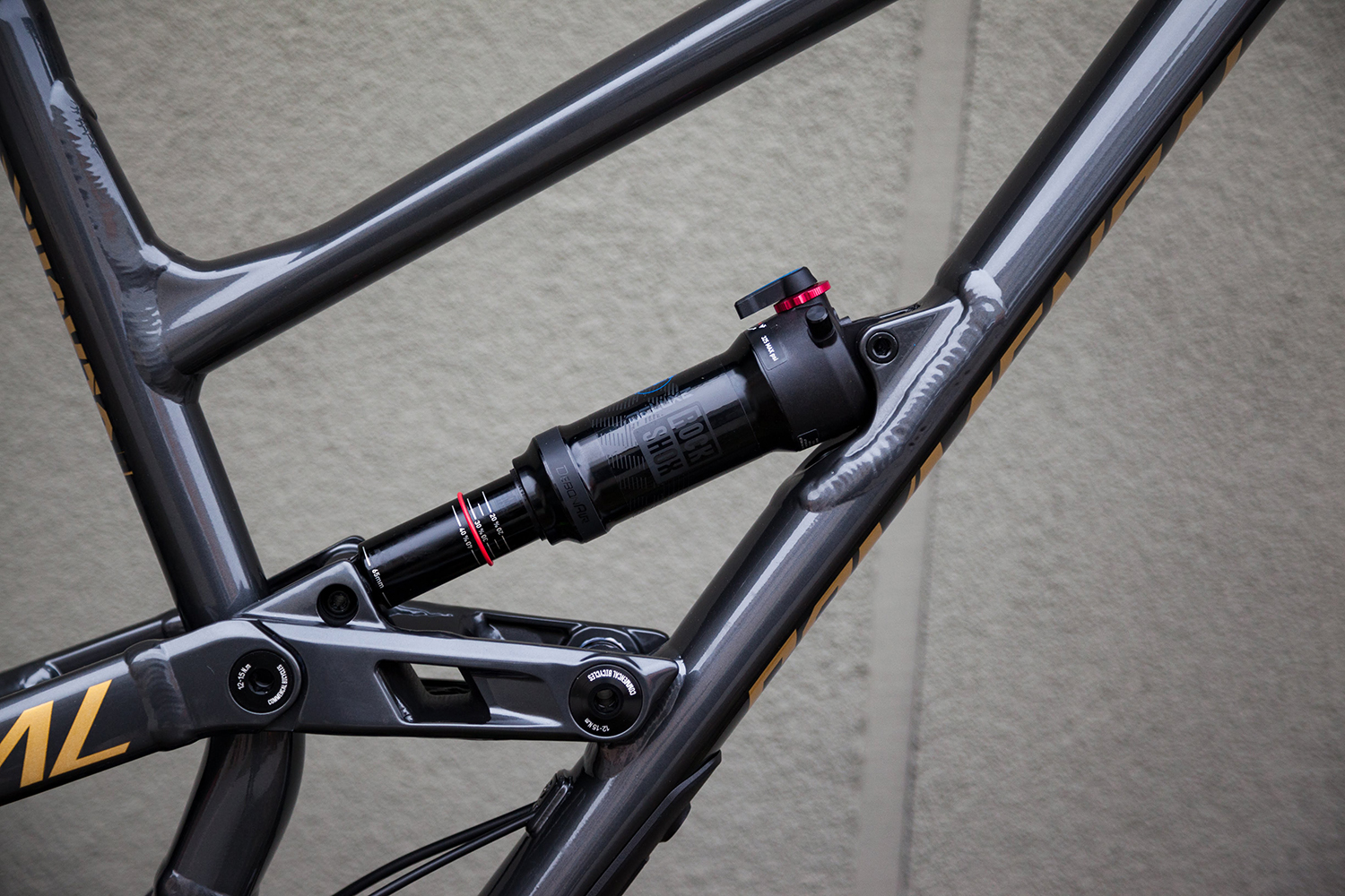 commencal clash essential 2019